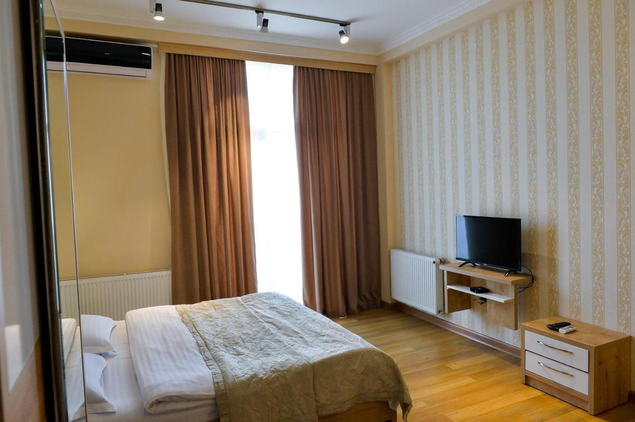 Happy Stay Hotel Kutaissi Exterior foto