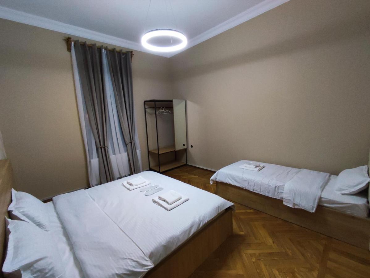 Happy Stay Hotel Kutaissi Exterior foto